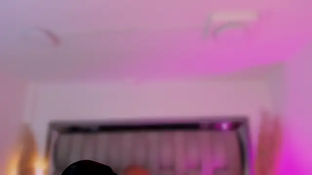 Snapshot of ChaynnaCooper chatting on November 22, 3:38 am ChaynnaCooper online show from November 22, 3:38 am