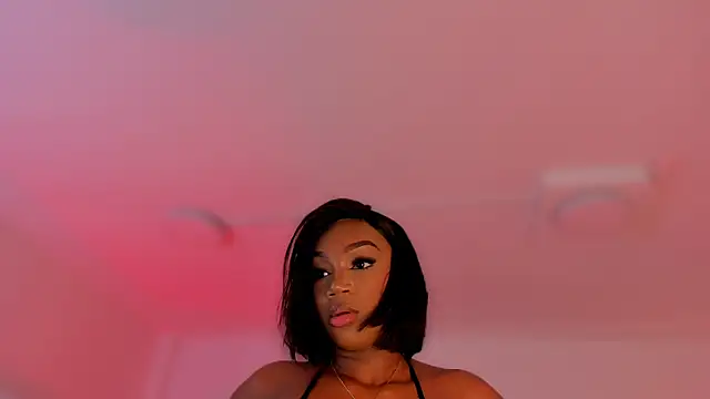 Snapshot of ChaynnaCooper chatting on November 29, 4:26 am ChaynnaCooper online show from November 29, 4:26 am