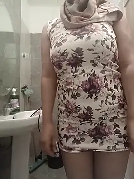 Snapshot of Fofa_Arab chatting on April 15, 4:03 pm Fofa Arab online show from April 15, 4:03 pm