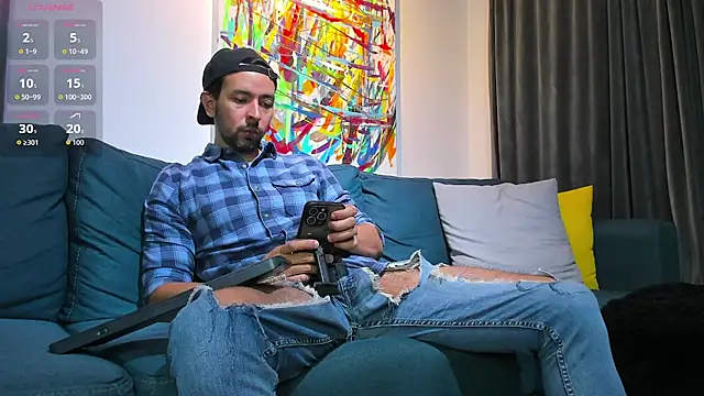 tommy raym0ndg online show from October 5, 11:46 pm