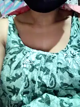 Snapshot of Sexy-sheela chatting on January 18, 11:00 am Sexy-sheela online show from January 18, 11:00 am