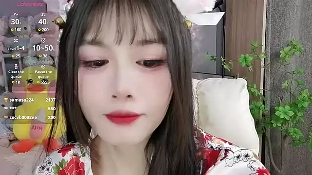 Nancy-Cindy online show from January 12, 11:15 pm