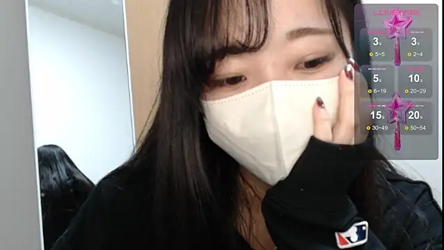 Rio chan  online show from February 18, 1:00 pm