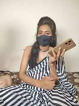 Snapshot of Raat_ki_rani_ chatting on January 2, 10:01 pm Raat ki rani online show from January 2, 10:01 pm