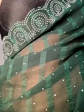 Snapshot of Raat_ki_rani_ chatting on February 9, 10:31 am Raat ki rani online show from February 9, 10:31 am