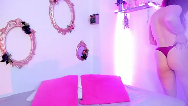 danna uwu  online show from February 3, 6:17 pm