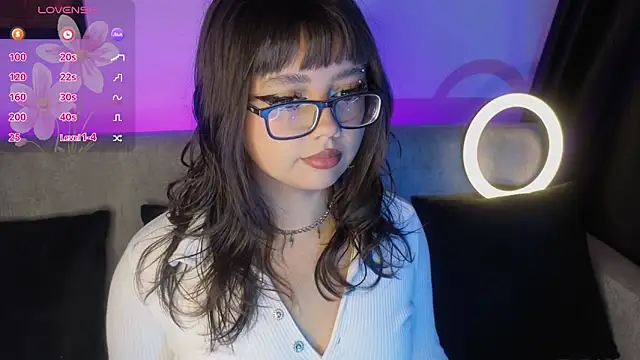 missy taylor  online show from February 11, 10:04 pm