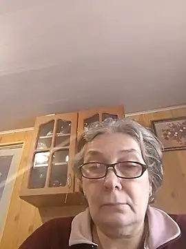 IrinaSweet54 online show from December 10, 9:23 am