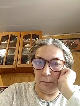 IrinaSweet54 online show from December 18, 10:30 am