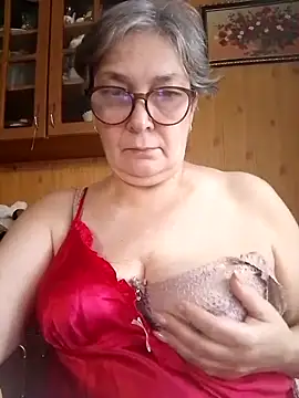 IrinaSweet54 online show from February 2, 8:35 am