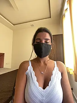 miss lina online show from February 4, 5:21 am