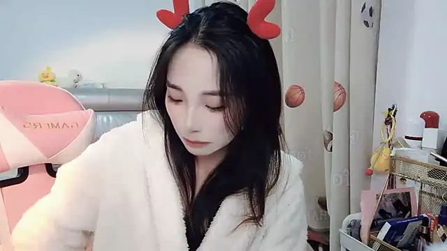ooo   mimi online show from December 25, 2:13 pm