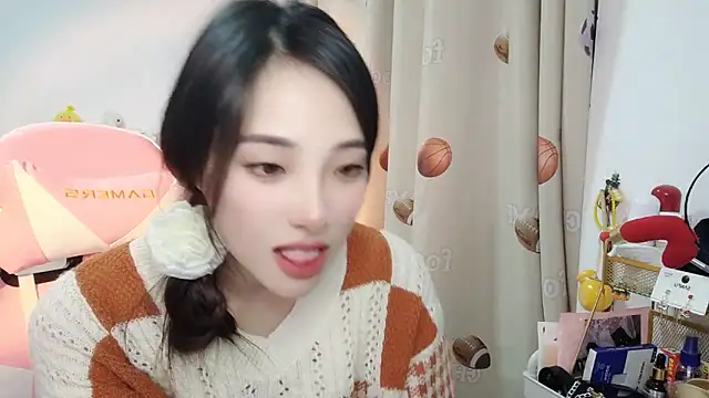 ooo   mimi online show from December 28, 2:10 pm