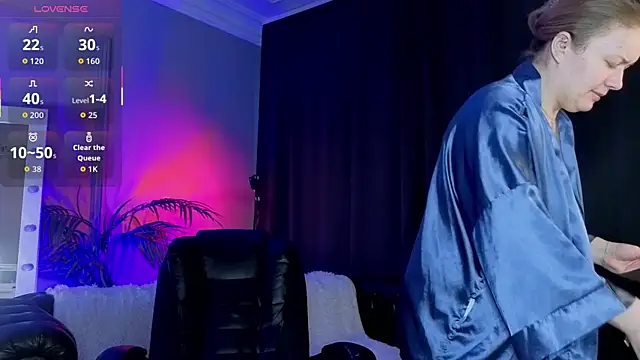 Snapshot of Ariell_Margot_ chatting on January 9, 7:55 am Ariell Margot online show from January 9, 7:55 am