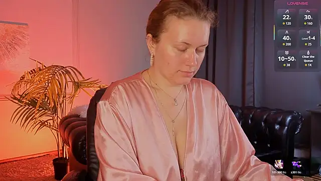 Ariell Margot  online show from May 5, 5:26 am