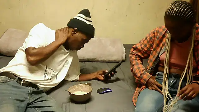 Snapshot of RGTM75 chatting on March 19, 8:57 pm RGTM75 online show from March 19, 8:57 pm