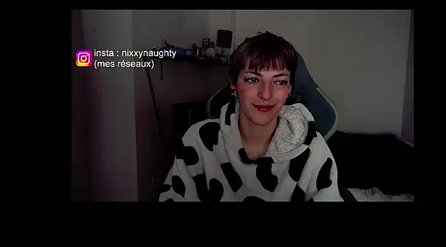 Nixxy naughty online show from January 3, 8:43 pm