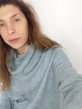 YourSuperModel online show from September 26, 11:14 am