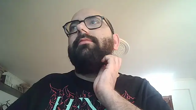 manokiitoo online show from March 31, 9:10 am