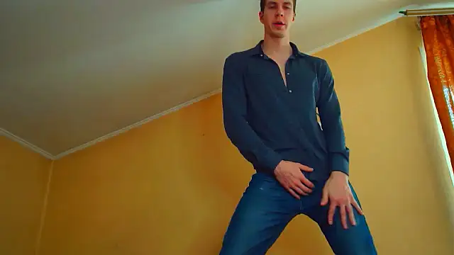 Chris Brien online show from April 6, 3:15 am