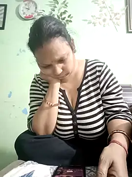 Kavya kapoor online show from February 3, 3:59 pm