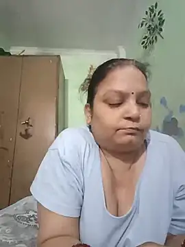 Snapshot of Kavya_kapoor chatting on October 3, 7:27 am Kavya kapoor online show from October 3, 7:27 am