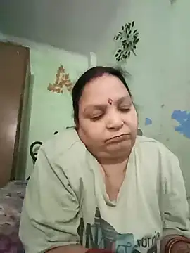 Snapshot of Kavya_kapoor chatting on October 14, 7:31 am Kavya kapoor online show from October 14, 7:31 am