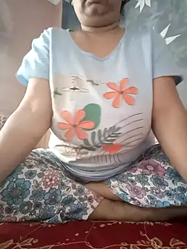 Snapshot of Kavya_kapoor chatting on October 23, 2:44 am Kavya kapoor online show from October 23, 2:44 am