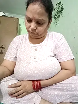 Snapshot of Kavya_kapoor chatting on October 26, 6:41 am Kavya kapoor online show from October 26, 6:41 am