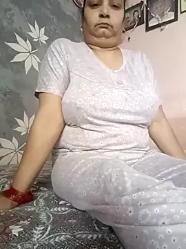 Snapshot of Kavya_kapoor chatting on November 2, 5:32 am Kavya kapoor online show from November 2, 5:32 am