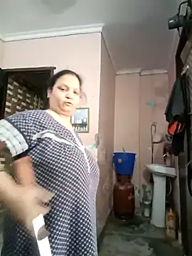 Kavya kapoor online show from March 10, 5:56 am