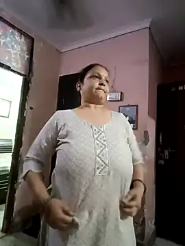 Kavya kapoor online show from May 8, 2:22 pm
