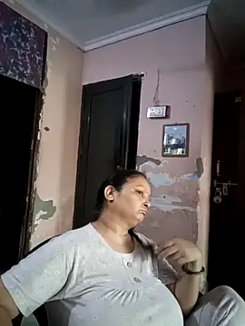 Kavya kapoor online show from May 10, 12:54 pm