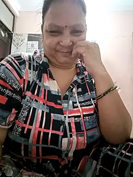 Kavya kapoor online show from May 11, 2:45 pm
