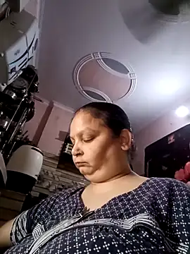 Kavya kapoor online show from May 17, 4:10 am