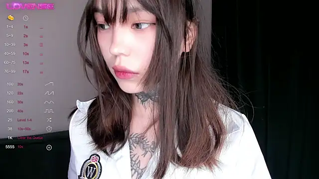 Dark Ester online show from September 30, 12:43 pm