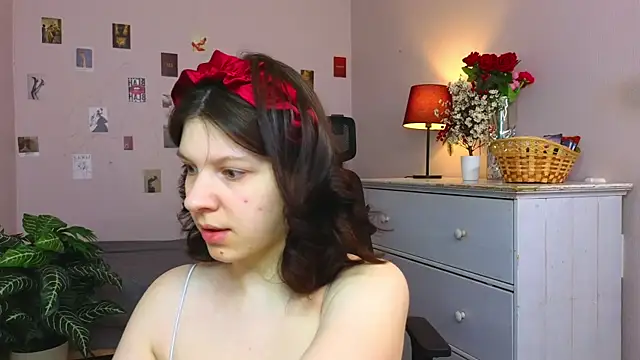 Baby Evalena online show from April 30, 5:14 am