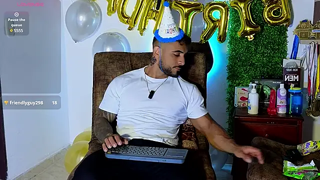 ERIC HARRISON online show from March 19, 12:37 am