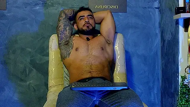 ERIC HARRISON online show from September 18, 1:18 am