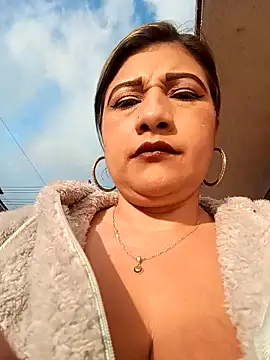 Hannahcandyy online show from January 7, 10:19 pm