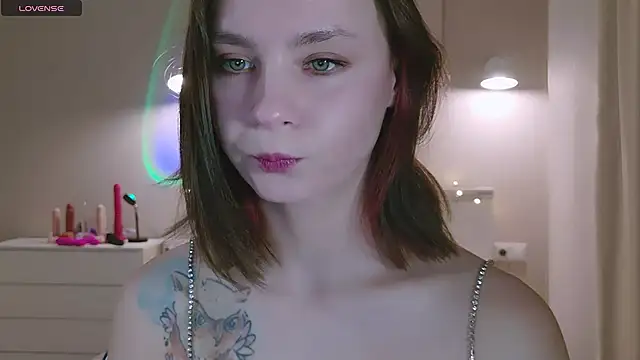 Snapshot of Pink_SeaGul chatting on January 11, 4:46 pm Pink SeaGul online show from January 11, 4:46 pm