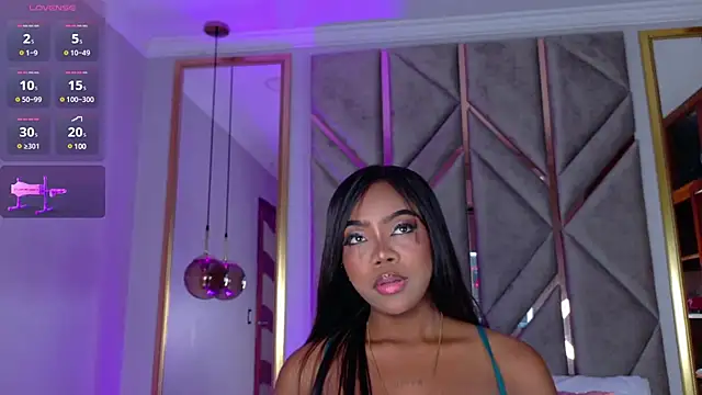 Snapshot of Lola_King chatting on March 10, 4:07 am Lola King online show from March 10, 4:07 am