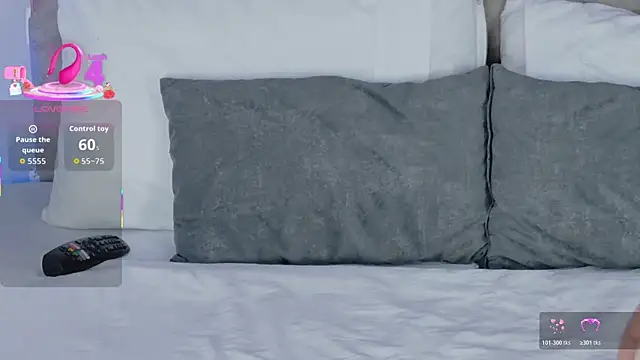 Lola King online show from November 1, 5:59 pm