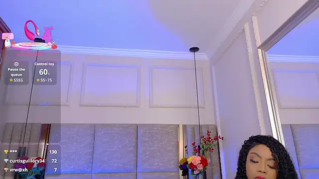 Snapshot of Lola_King chatting on March 2, 5:08 am Lola King online show from March 2, 5:08 am