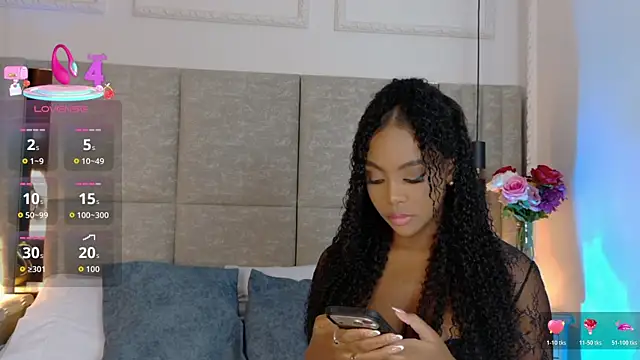 Snapshot of Lola_King chatting on April 2, 4:10 am Lola King online show from April 2, 4:10 am