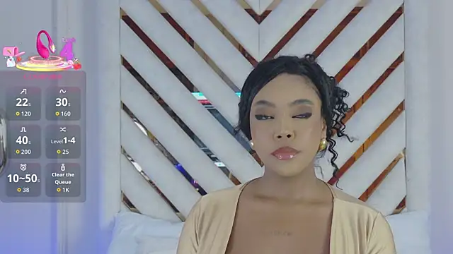 Lola King online show from May 19, 3:46 am