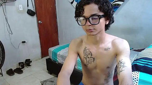 Lovebeng  online show from March 21, 5:16 pm