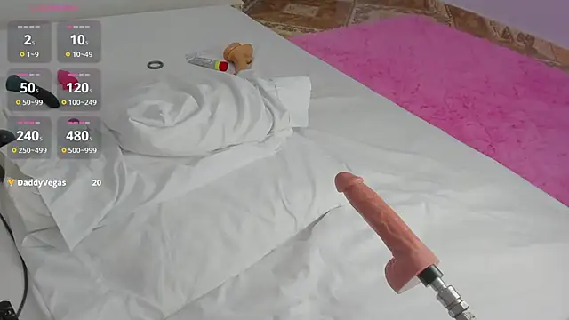 Snapshot of sweet_karlaa__ chatting on December 13, 8:09 am sweet karlaa   online show from December 13, 8:09 am