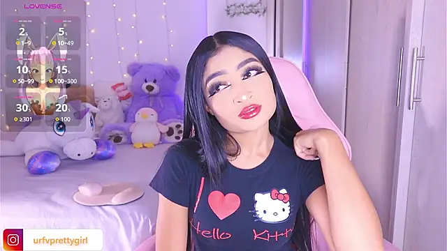 urfavprettygirl online show from June 15, 8:38 am