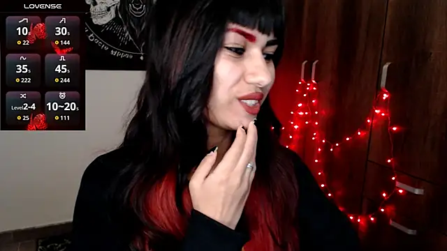 Snapshot of Little-Lucifer chatting on February 13, 9:55 pm Little-Lucifer online show from February 13, 9:55 pm